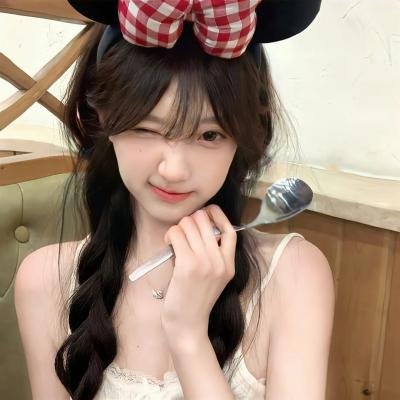 穿越后,我成了冷面煞神的掌心宝